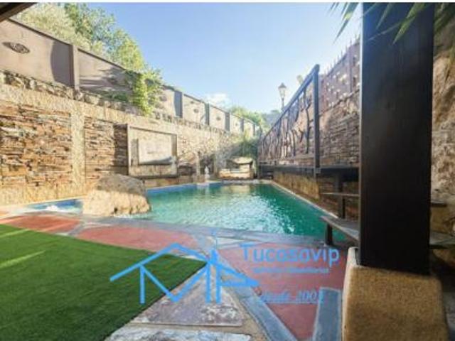Chalet en venta en Cebreros, Ávila
