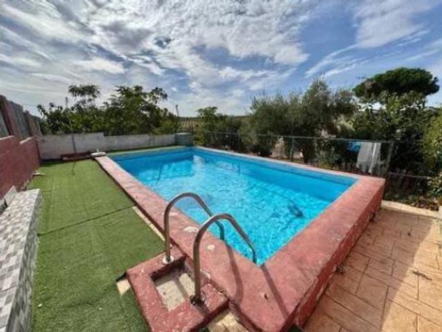 Chalet en venta en Cedillo Del Condado, Castilla-La Mancha