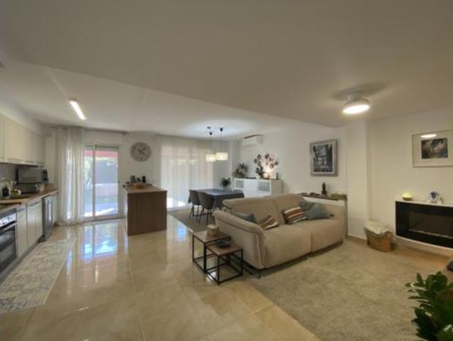 Chalet en venta en Celrà, Girona