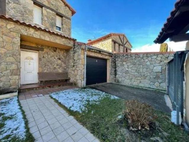 Chalet en venta en Cercedilla, Madrid