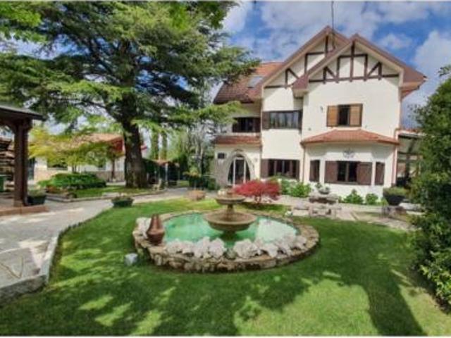 Chalet en venta en Cercedilla, Madrid