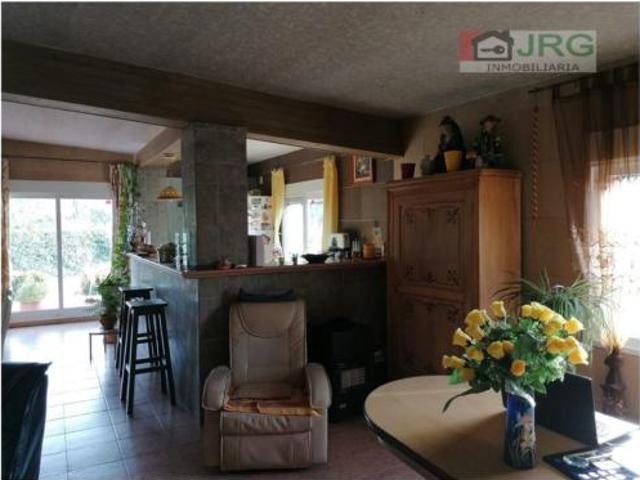 Villa en venta en Cervera Del Maestre