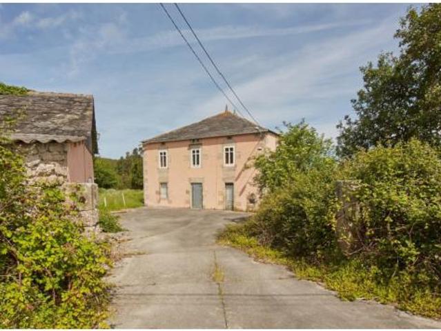 Chalet en venta en Cervo, Lugo