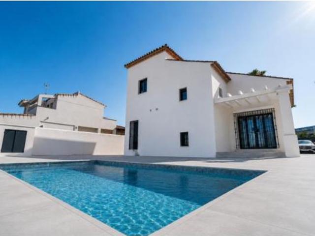 Chalet en venta en Novo Sancti Petri, Bahía de Cádiz