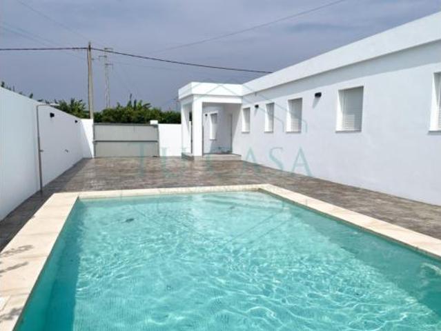 Chalet en venta en Chiclana de la Frontera, Cádiz