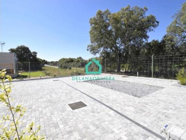Chalet en venta en Chiloeches, Castilla-La Mancha