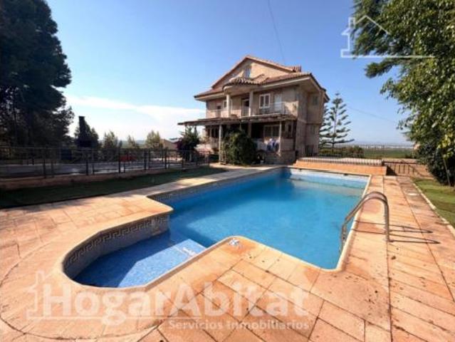 Chalet en venta en Urbanización Cumbres de Calicanto, La Hoya de Buñol