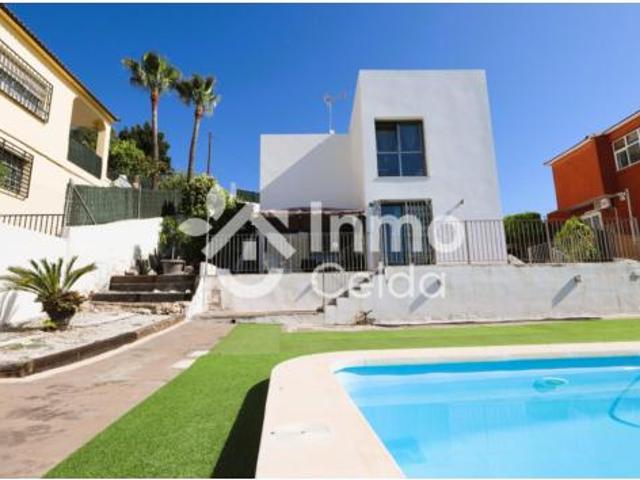 Chalet en venta en Serra Perenxisa, La Hoya de Buñol