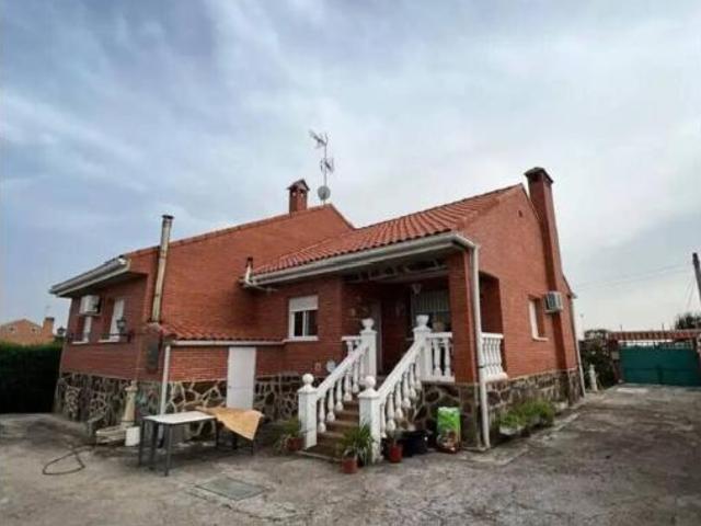 Chalet en venta en Chozas De Canales, Castilla-La Mancha