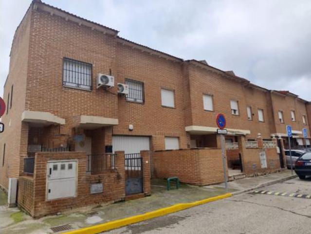 Chalet en venta en Chozas De Canales, Castilla-La Mancha