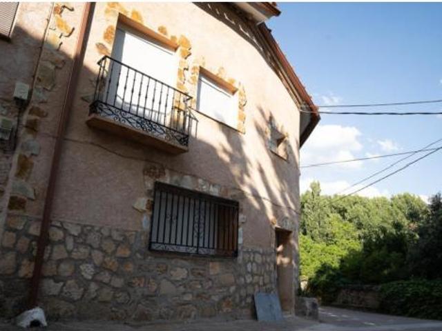 Chalet en venta en Cifuentes, Castilla-La Mancha