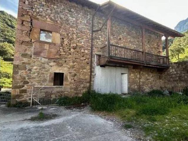 Chalet en venta en Cillorigo De Liébana, Cantabria