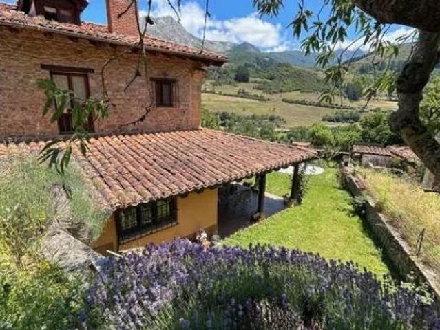 Chalet en venta en Cillorigo De Liébana, Cantabria