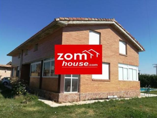 Chalet en venta en Cirueña, La Rioja