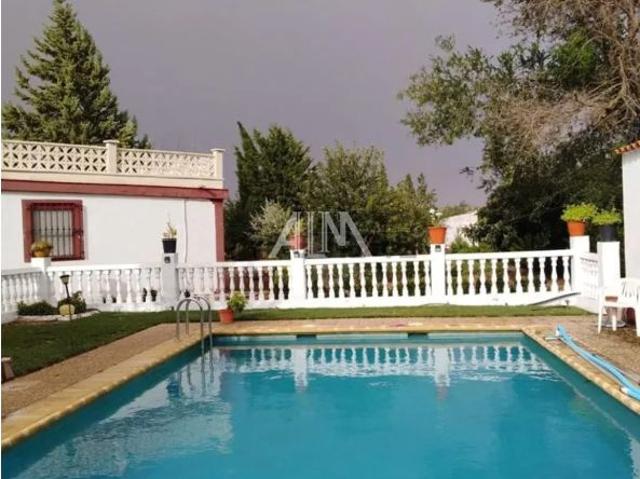 Chalet en venta en Paredazo del Menchel, Manzanares