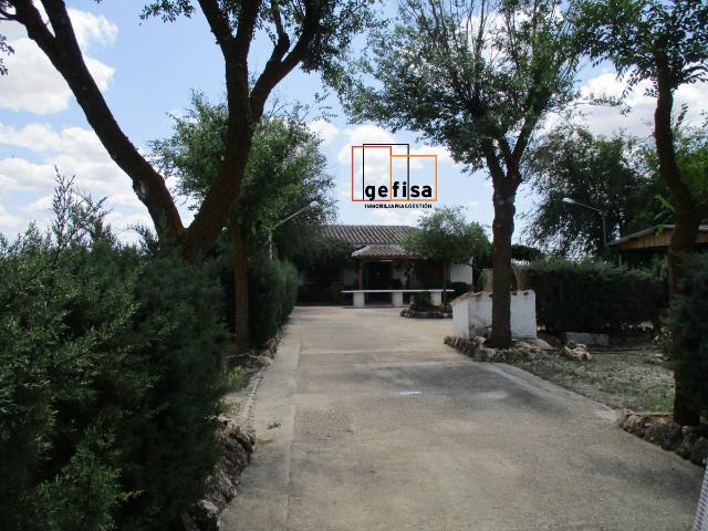 Chalet en venta en Santa Cruz De Mudela, Castilla-La Mancha