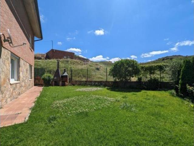 Chalet en venta en Clavijo, La Rioja