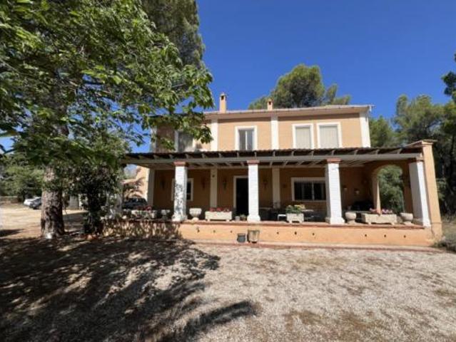 Villa en venta en Cocentaina, els Algars