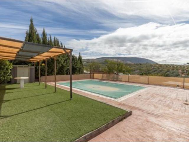 Chalet en venta en Cogollos De La Vega, Granada