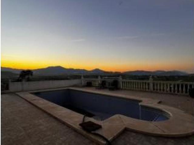 Chalet en venta en Miravalle Los Montecillos, Valle del Guadalhorce