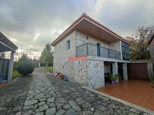 Chalet en venta en Coles, Ourense
