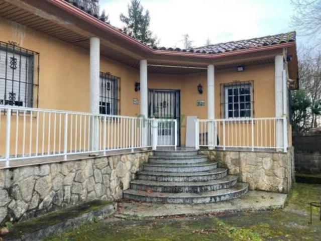 Villa en venta en Coles, Cambeo