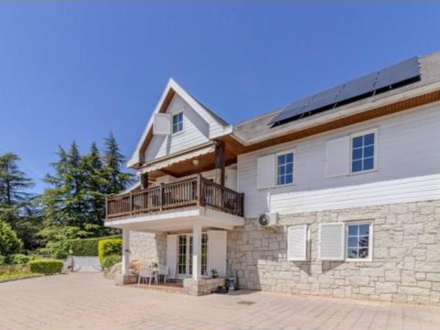 Chalet en venta en Collado Mediano, Madrid