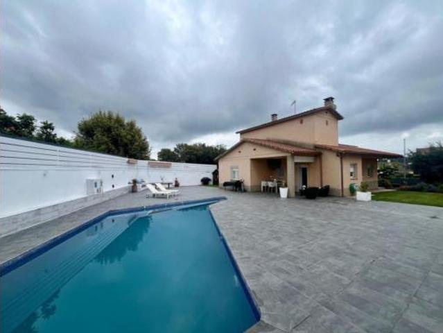 Chalet en venta en Collbató
