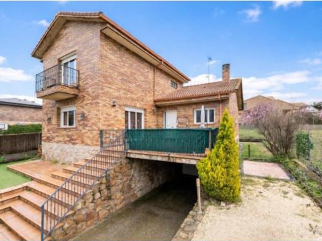 Chalet en venta en Colmenarejo, Madrid