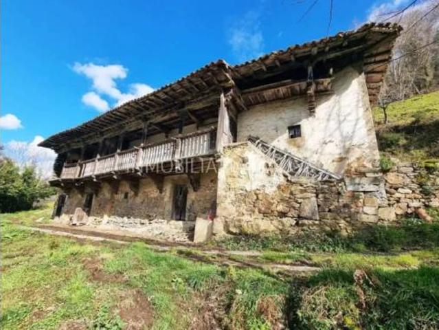 Chalet en venta en Colunga, Asturias