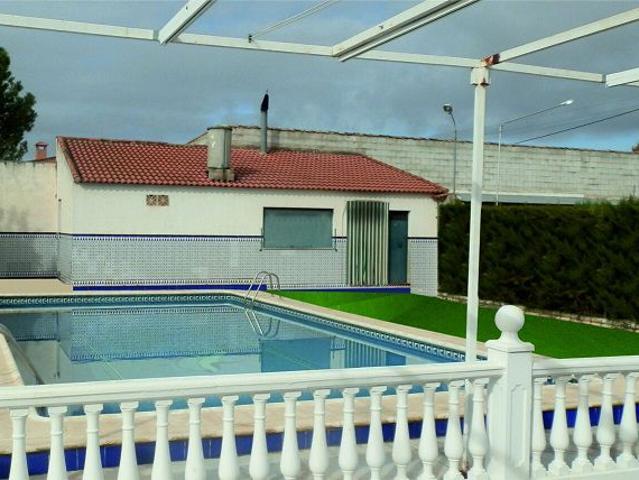 Chalet en venta en Barrio de la Isla, Puente Genil
