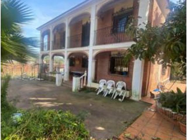 Chalet en venta en Alcolea, Córdoba