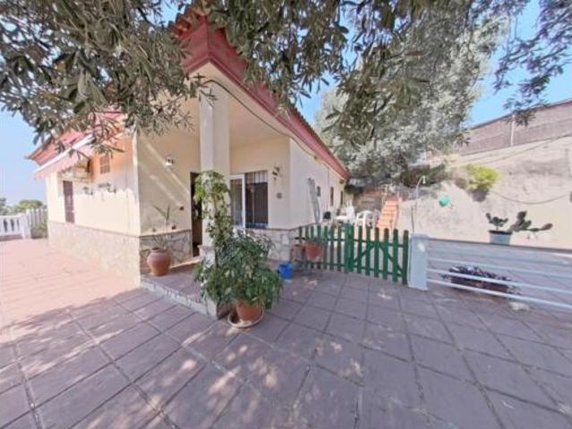 Chalet en venta en Villarubia, Córdoba