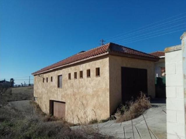 Chalet en venta en Corrales del Vino, Castilla y León
