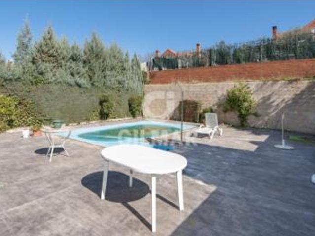 Chalet en venta en Coslada, Madrid