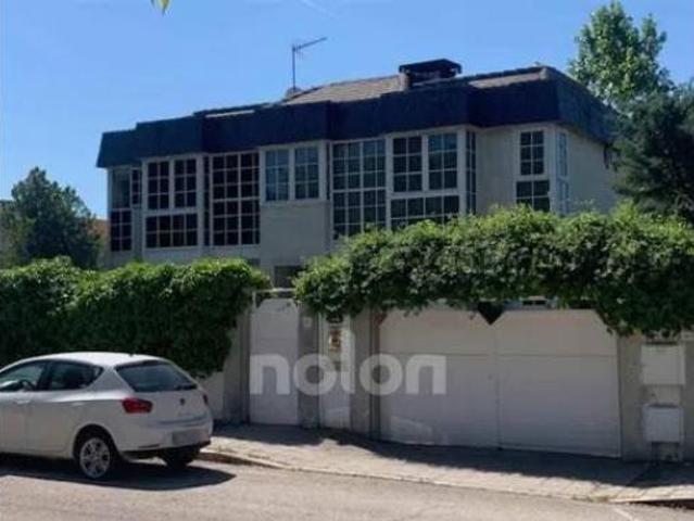 Chalet en venta en Coslada, Madrid