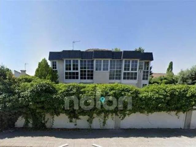 Chalet en venta en Coslada, Madrid