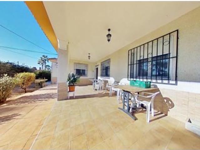 Chalet en venta en Polígono Industrial Catxapets, el Baix Vinalopó