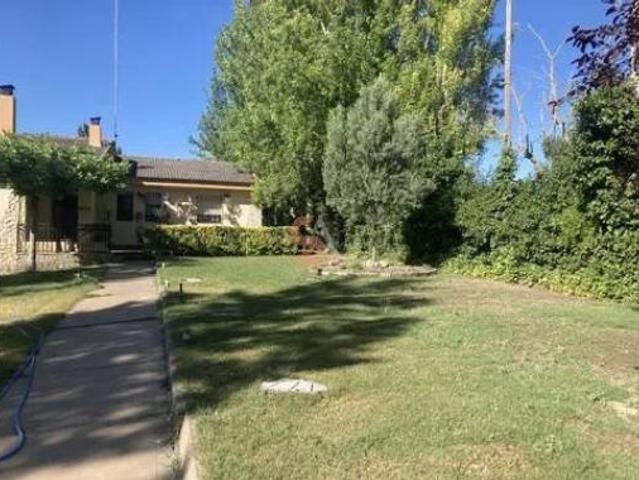 Chalet en venta en Cubillas De Santa Marta, Castilla y León