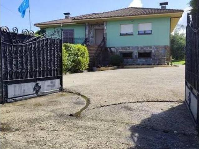 Chalet en venta en Cudillero, Asturias