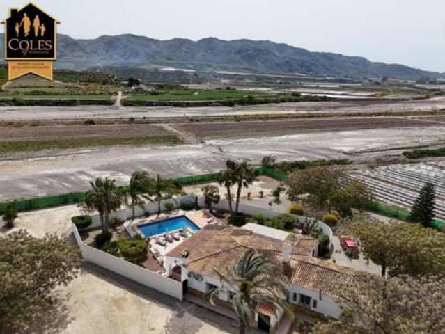 Chalet en venta en Cuevas Del Almanzora, Andalucía