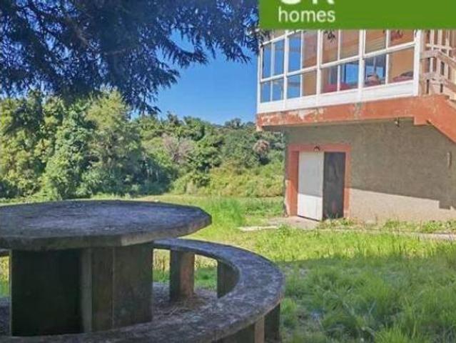 Chalet en venta en Cordeda, A Coruña