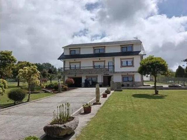 Chalet en venta en Lurdes, Betanzos