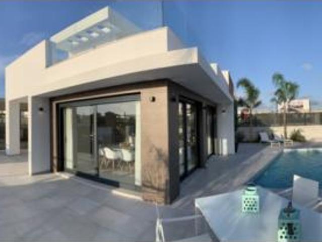 Villa en venta en Daya Nueva
