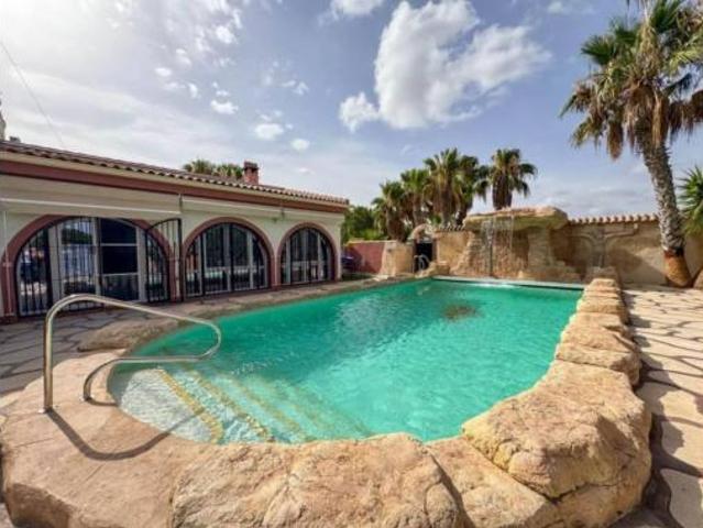 Villa en venta en Daya Vieja, Barrio de los Joses