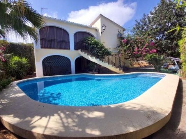 Chalet en venta en Barri Port / Centre, Dénia