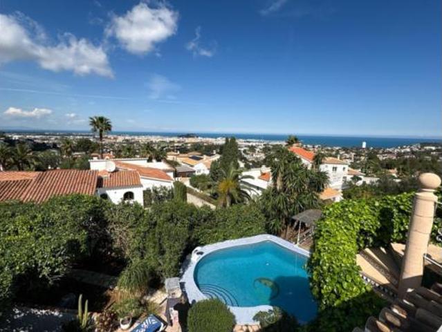 Chalet en venta en Montgó, Dénia