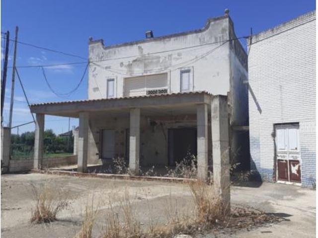 Chalet en venta en Don Benito, Badajoz