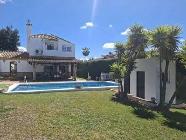 Chalet en venta en Distrito de Quinto, Dos Hermanas