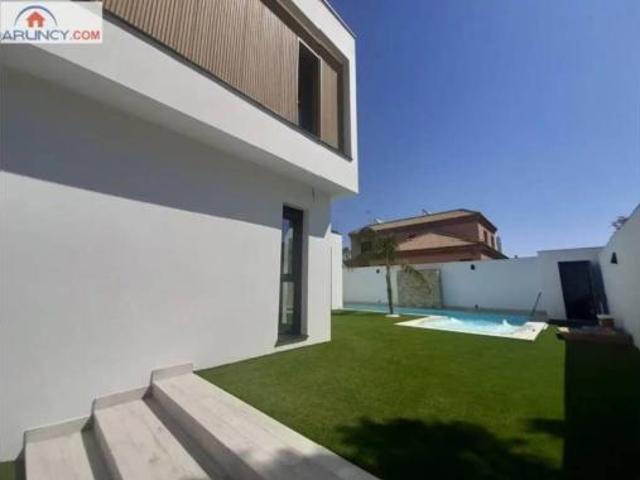 Chalet en venta en Distrito de Quinto, Dos Hermanas